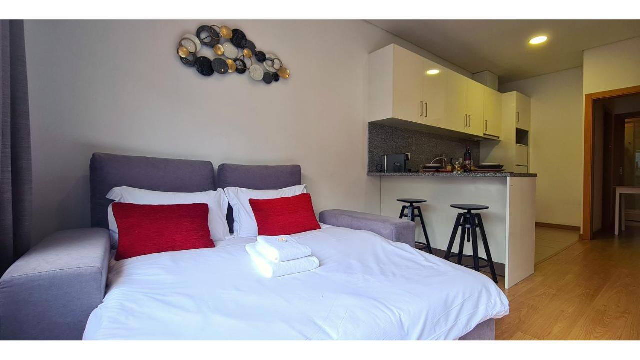 Rentalist Apartaments- Santa Catarina Порто Екстериор снимка