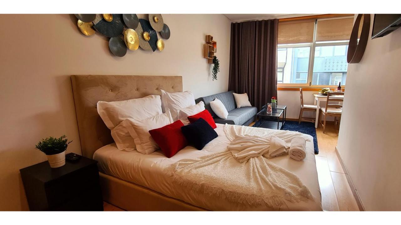 Rentalist Apartaments- Santa Catarina Порто Екстериор снимка