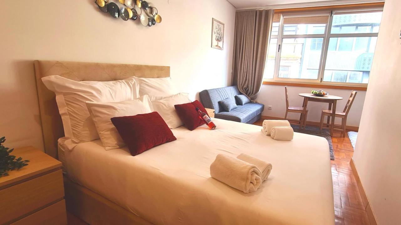 Rentalist Apartaments- Santa Catarina Порто Екстериор снимка