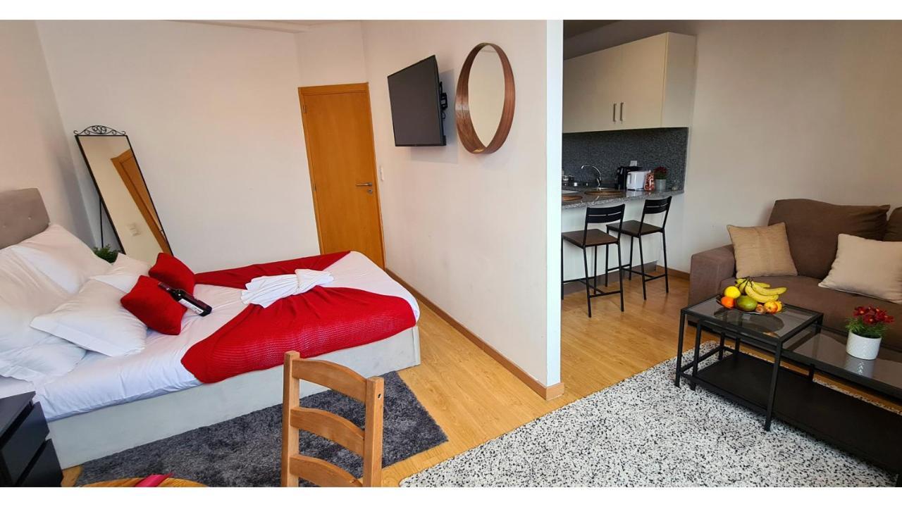 Rentalist Apartaments- Santa Catarina Порто Екстериор снимка